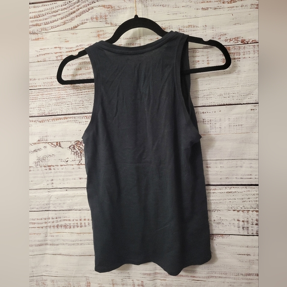 Nike XS Sleveless Black Tee - Picture 4 of 4